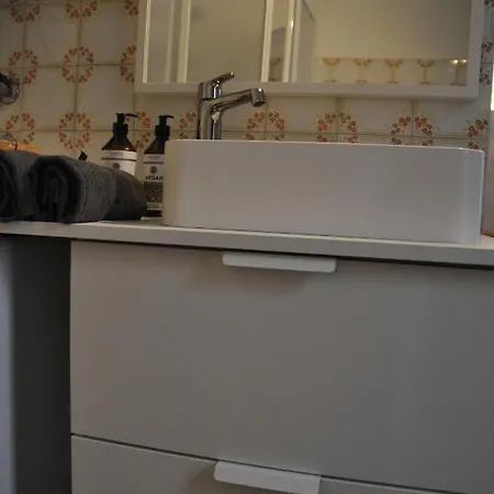 Appartement Bixio 81 *